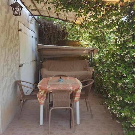 Les Lauriers Villa Le Castellet  Eksteriør billede