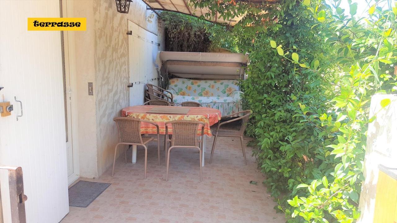 Les Lauriers Villa Le Castellet  Eksteriør billede